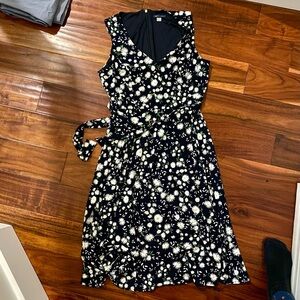 Tommy Hilfiger navy Floral dress size 8